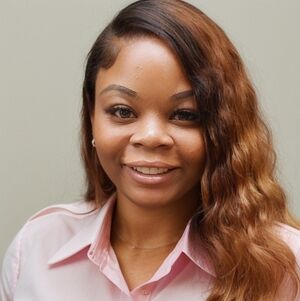 Meet your Posher, Brittney